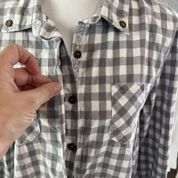Simply Noelle sz. L, XL  white & gray checkered button up casual, office #1634 - Picture 7 of 10